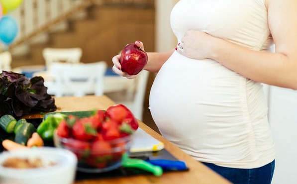 孕妇可能现在有一种新的方式来限制不健康的体重增加