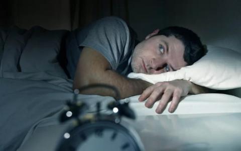 睡眠不佳的一夜可能增加体重增加 肌肉损失