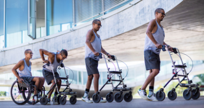 刺激脊髓有助于3个瘫痪的人走路
