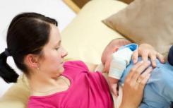 新生儿吞咽的母乳可能对他或她的基因有益