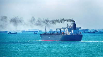 到2050年货船必须减少一半的排放量