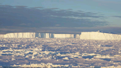 对南极洲LarsenC冰山的批评寻找任务被取消
