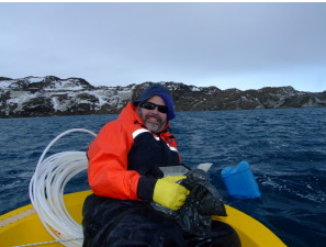 咸和混杂的基因改组微生物占据南极洲的深湖
