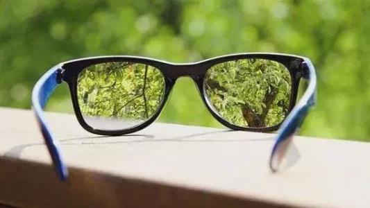 注射以儿童失明的形式改善视力