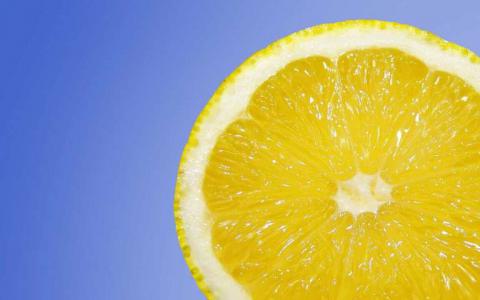 鉴定导致柑橘类水果酸味的基因可以产生新的更甜的品种