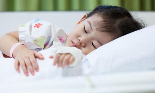 肠病毒可能是孩子瘫痪的背后