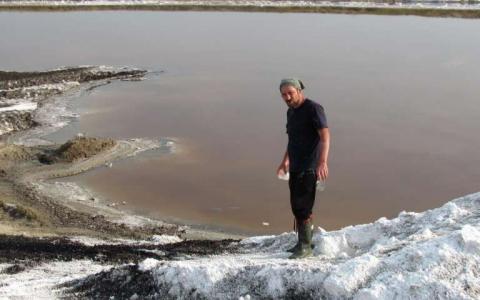 新发现的西伯利亚苏打湖微生物将有机物直接转化为甲烷