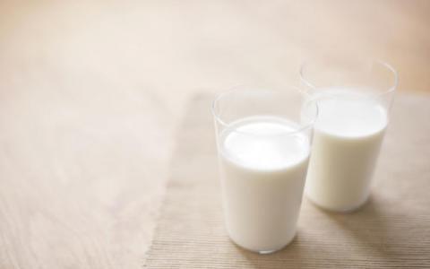 牛奶是最古老的天然饮料之一营养非常丰富