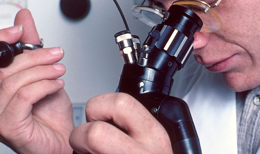 FDA清除内窥镜连接器以防止液体回流