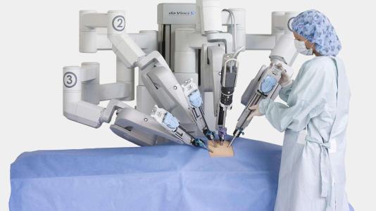 Intuitive Surgical获得强大的达芬奇机器人销售额