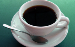 含咖啡因的咖啡与视力下降有关