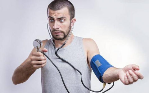 健康三步远离三高  高血压患者需要注意什么？