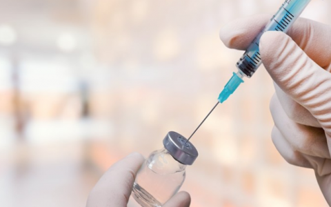 新冠疫苗什么时候接种都可以吗  新冠疫苗接种禁忌症和注意事项是什么