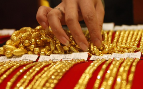 2021年什么时候买黄金合适？2021年几月份买黄金最便宜？